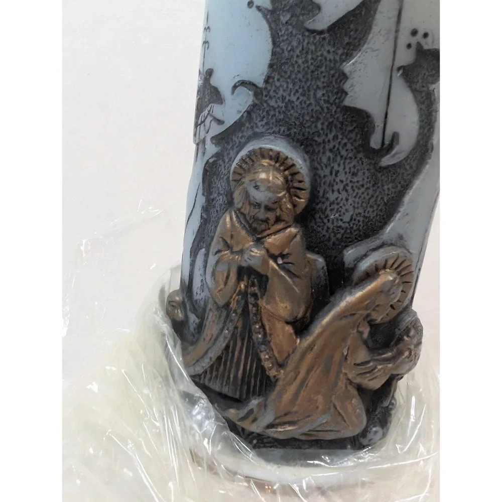 Vintage Holiday Elegance Nativity Christmas Candle 8